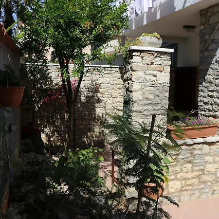 Sole Apartment